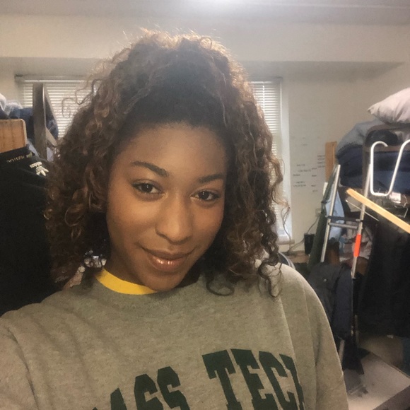 Meet your Posher, Kennedy - Picture 2 of 2